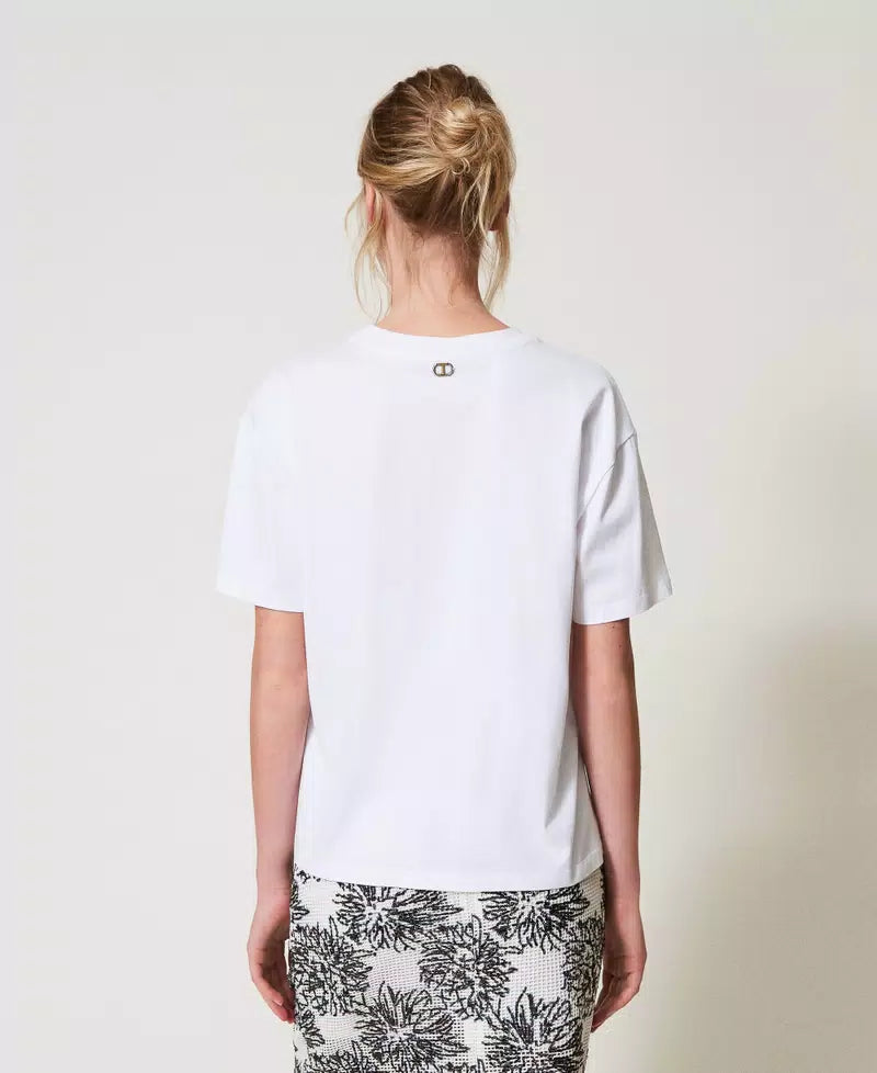 T-shirt with sequin embroidery