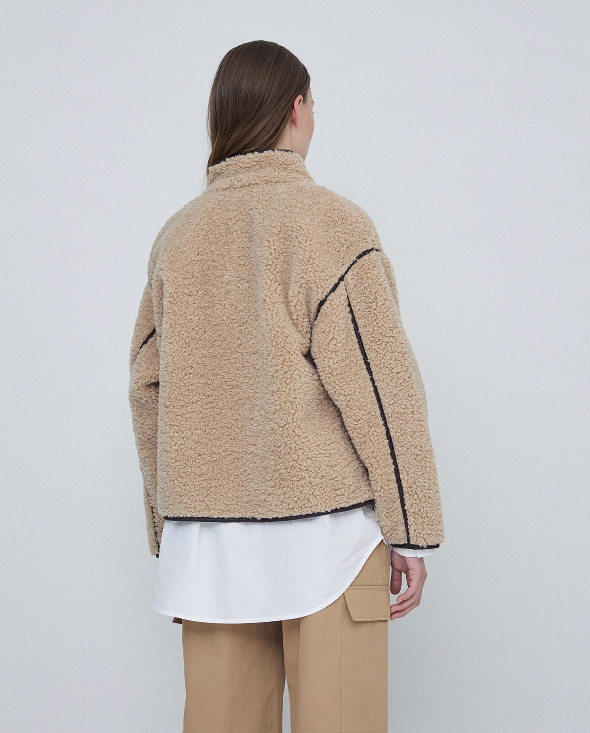 Chaqueta de piel de oveja beige