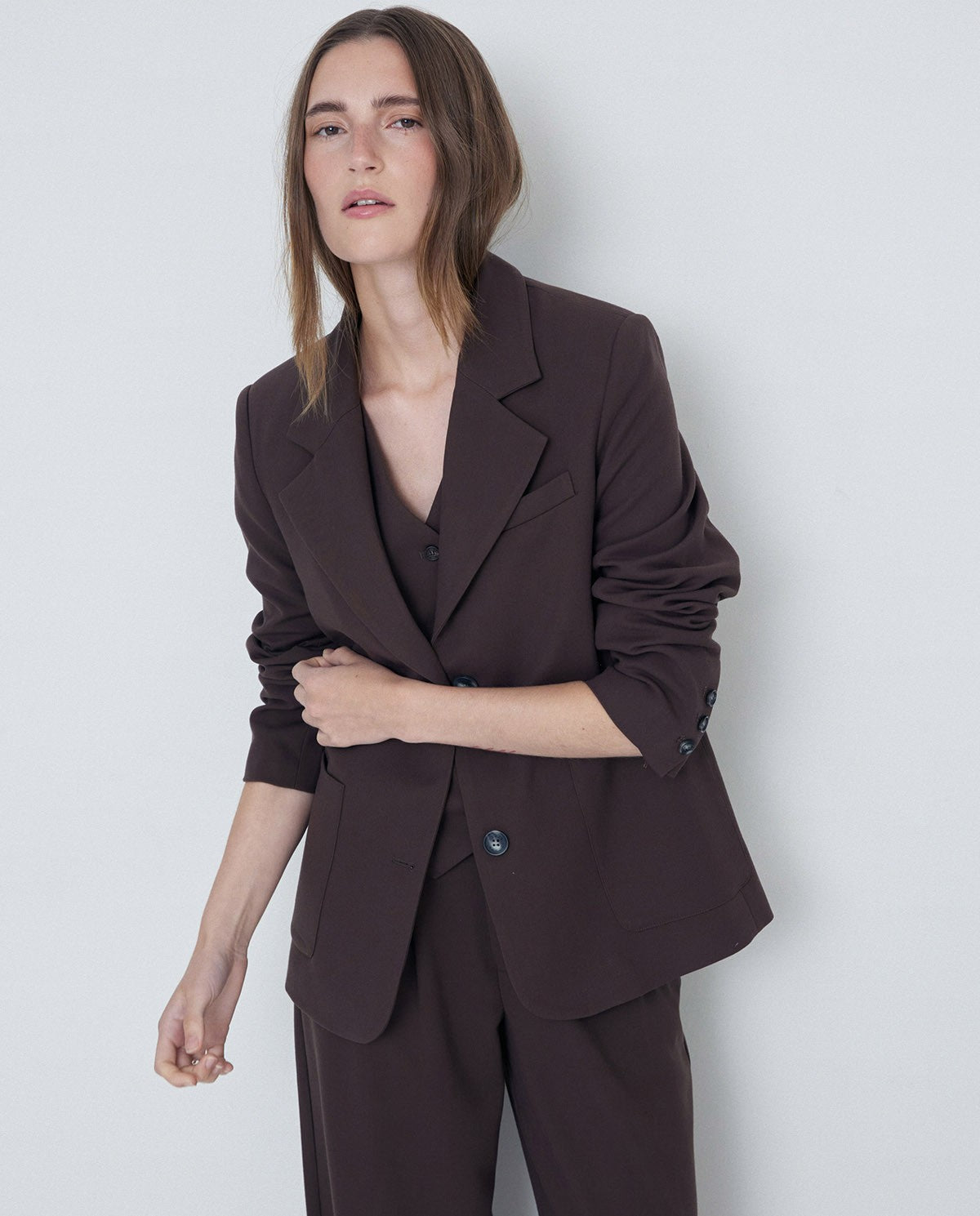 Blazer de traje color chocolate