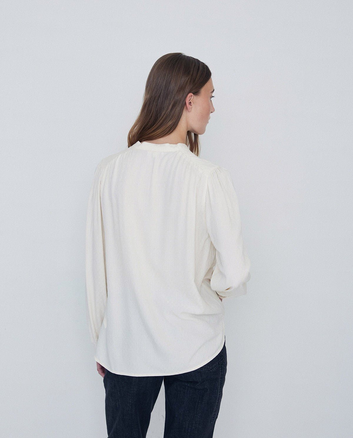 Flowy Mao-Neck Shirt Ecru