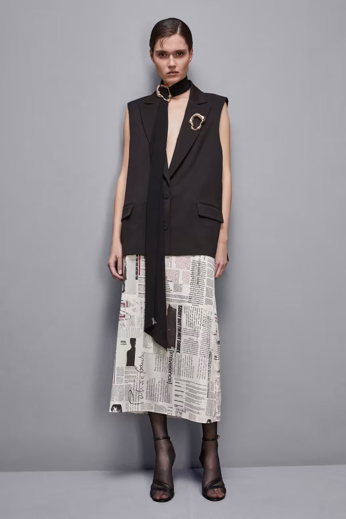Two-button vest